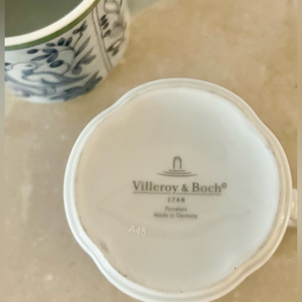 2 Villeroy and Boch Cordoba Mugs. Like new - Picture 5 of 7